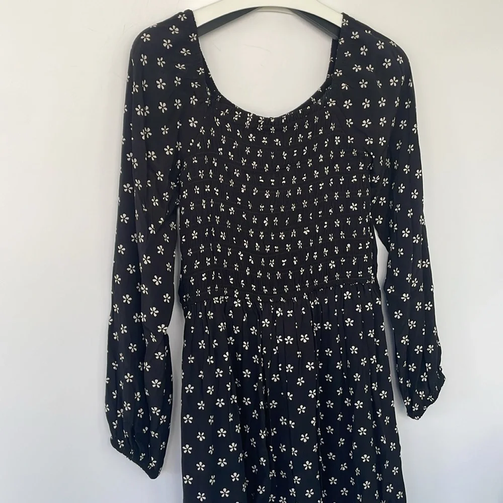 GAP Teen Black and Cream Casual Dress Size 18-20